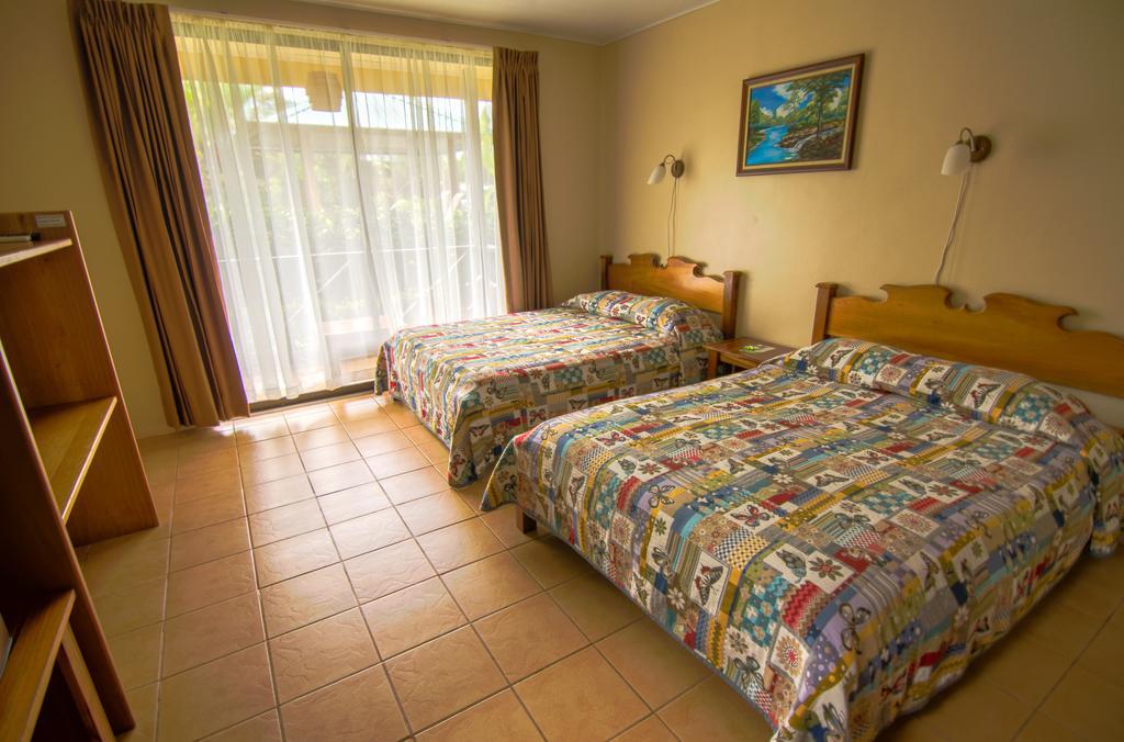 Hotel Bijagua Fortuna Luaran gambar